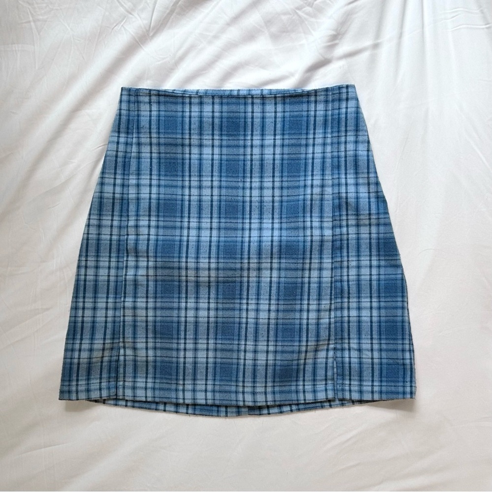 brandy melville blue plaid skirt